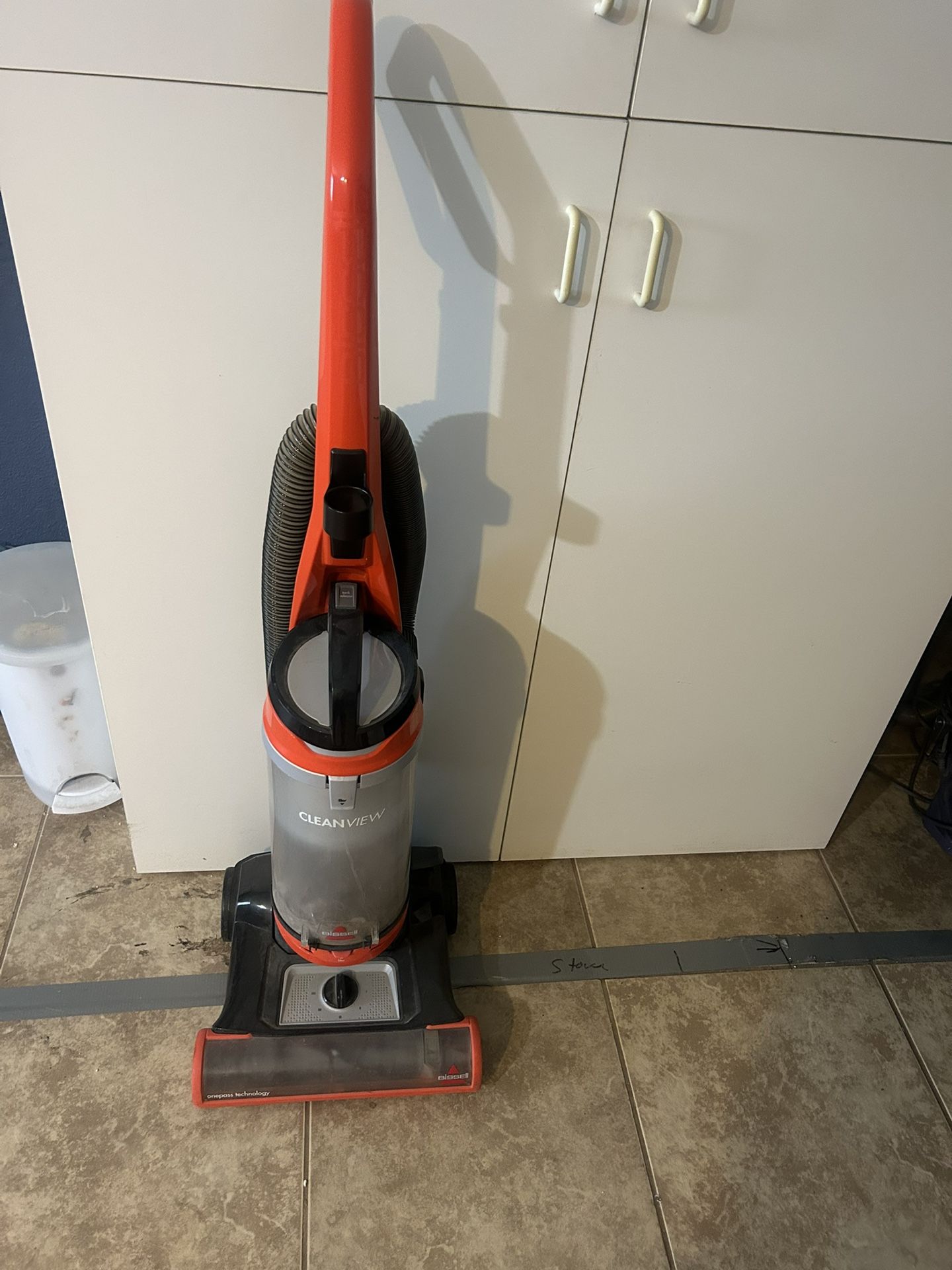Boswell Clean View Vacuum 