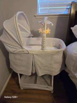 Bassinet baby crib