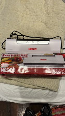 Vacuum sealer