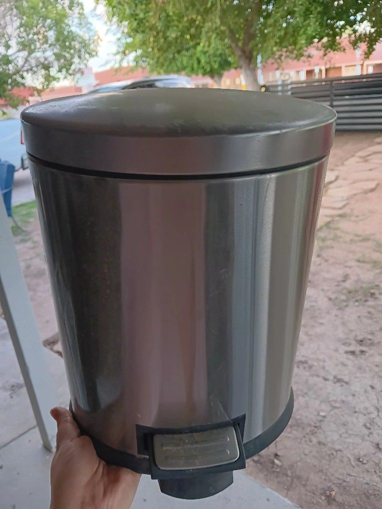 Trashcan
