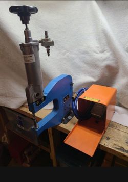 Benchtop Riviter