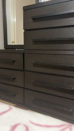 Black Dresser Set
