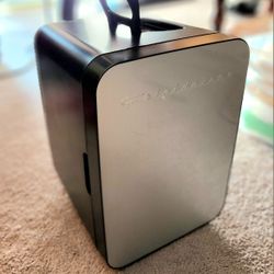 Fridgidaire Mini Fridge