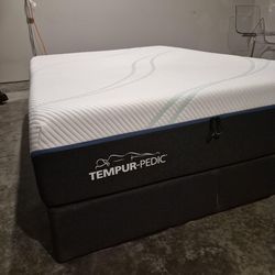 Original Tempurpedic Full Size Matress ⚠️ $700