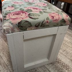 Bench/storage Box