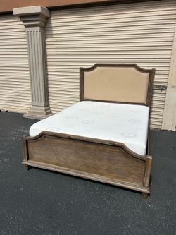 Queen size bed