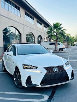 2017 Lexus IS