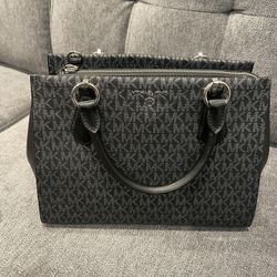 Michael Kors Purse Marylin Black/Silver