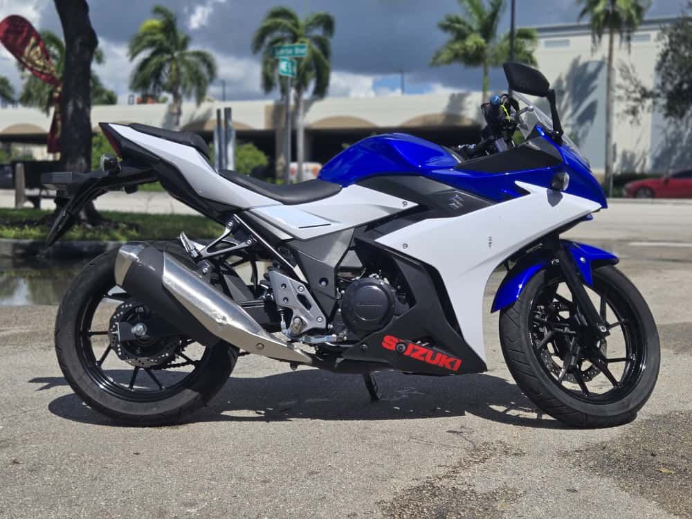 2019 SUZUKI GSX 250 R