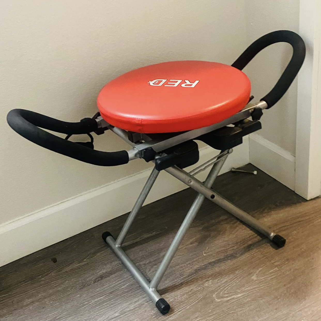Red Foldable Ab Exercise Machine