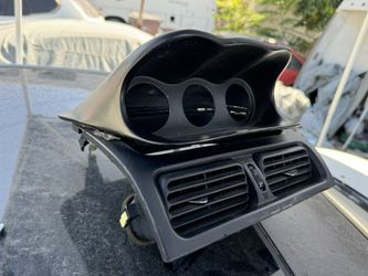 Gauge Pod Center Top Vent Is300