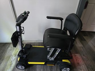 Mobility Scooter - Foldable!