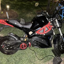 Electric Red & Black Venom