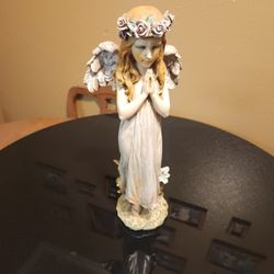 Angel Statue 