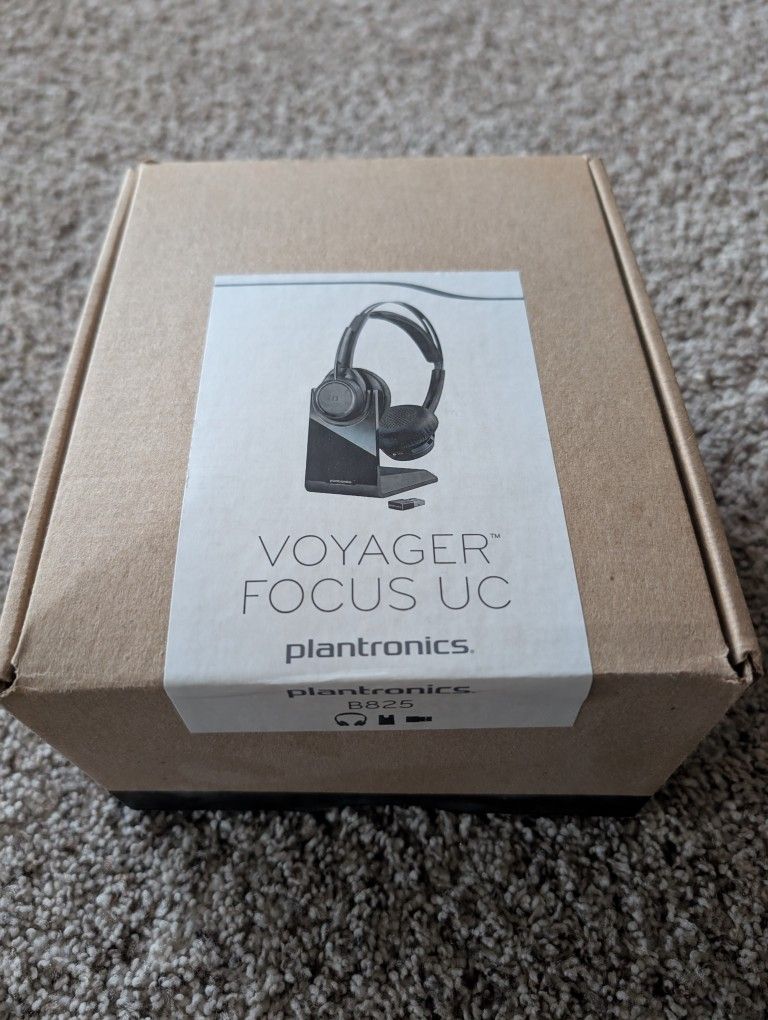 Plantronics Voyager Focus UC B825 Bluetooth Headset