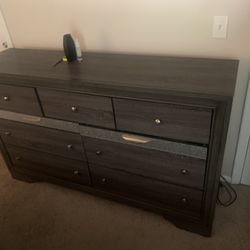 Selling Bedrfame And Dresser..