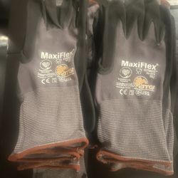 Gloves Maxi Flex Gloves Large, Or Medium