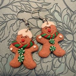 Gingerbread men earrings
