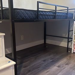 Kids Bed With Ladder