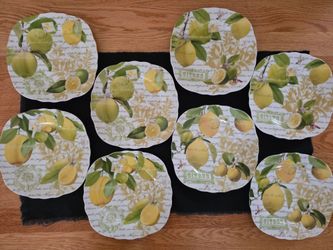 Porcelain dessert plates