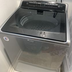 Whirlpool Washer / Electric Dryer 