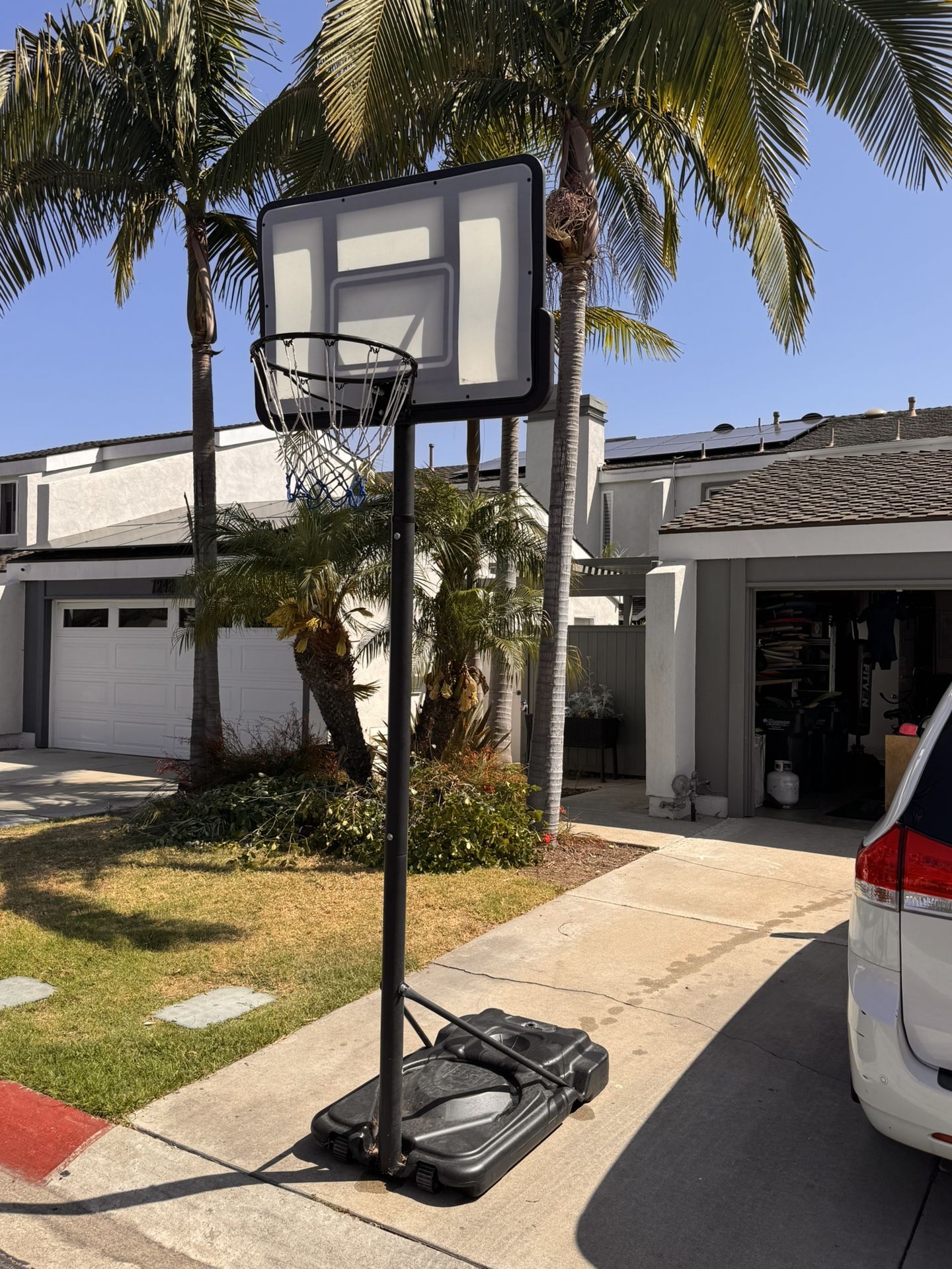 Adjustable basketball Hoop