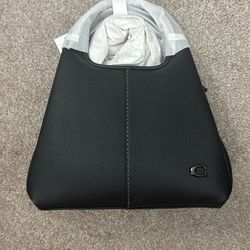 Brand New Coach V5black PB LANA SB 23
