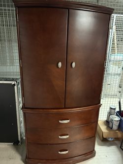 Armoire