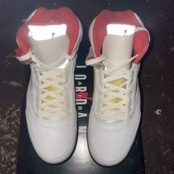 Retro Jordan 5 Fire Red 