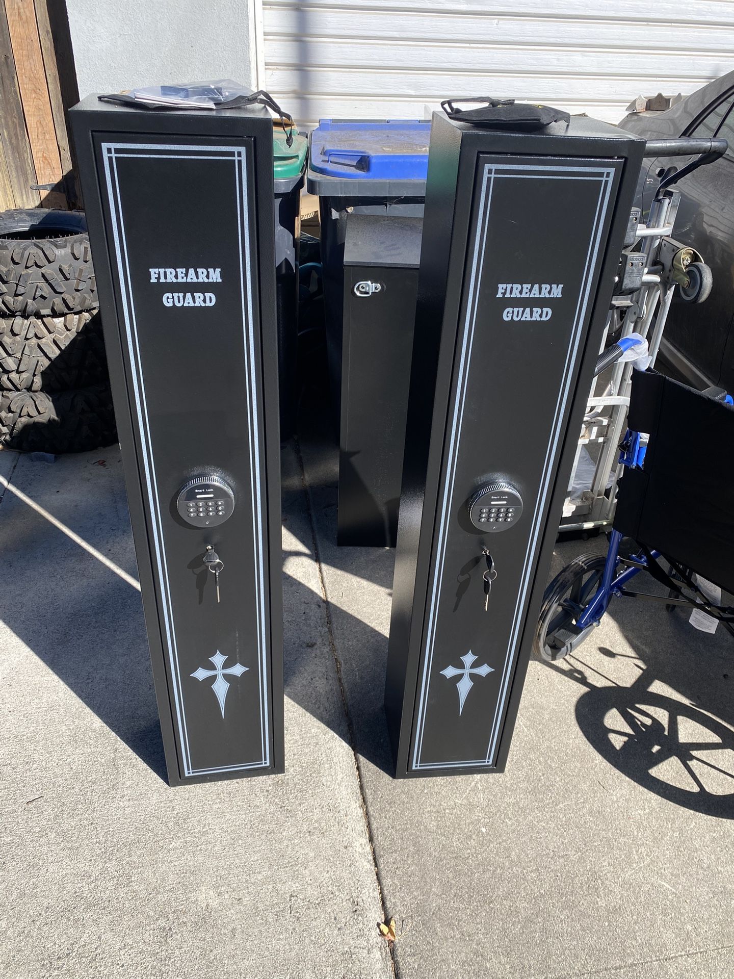 Brand New 4 Rifle Safe With Key And Pad For $90 