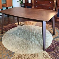 Dining Table And Rug