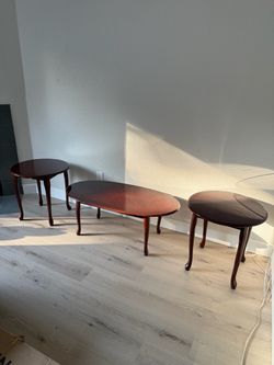 Coffee Table / End Table Set