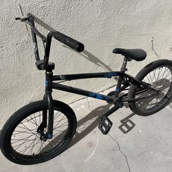 Dk Bmx bike