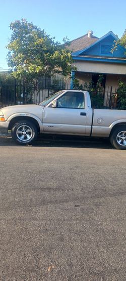 2000 Chevrolet S-10
