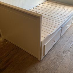 Kids Bed frame With Drawers 