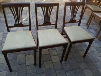 LEG-O-MATIC Chairs