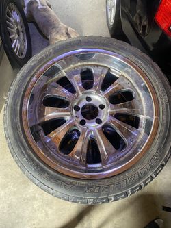 22” Ford Rims With Week Adapters For Chevy 