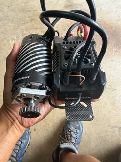 Hobbywing Max 4 v2-12s esc with 560kv motor Traxxas Arrma Losi RedCat HPI Primal RC