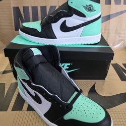 Nike Air Jordan 1 Retro High Green Glow Black Men's Size 13