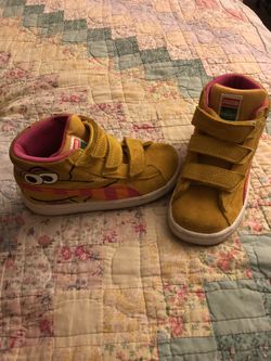 SuedeSesame Street Pumas paid $60. asking $15.Size9 fairly used