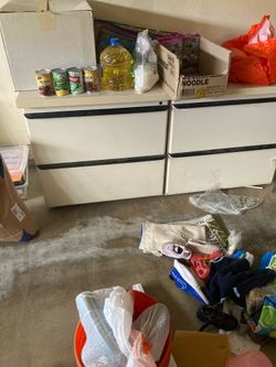 Metal cabinet