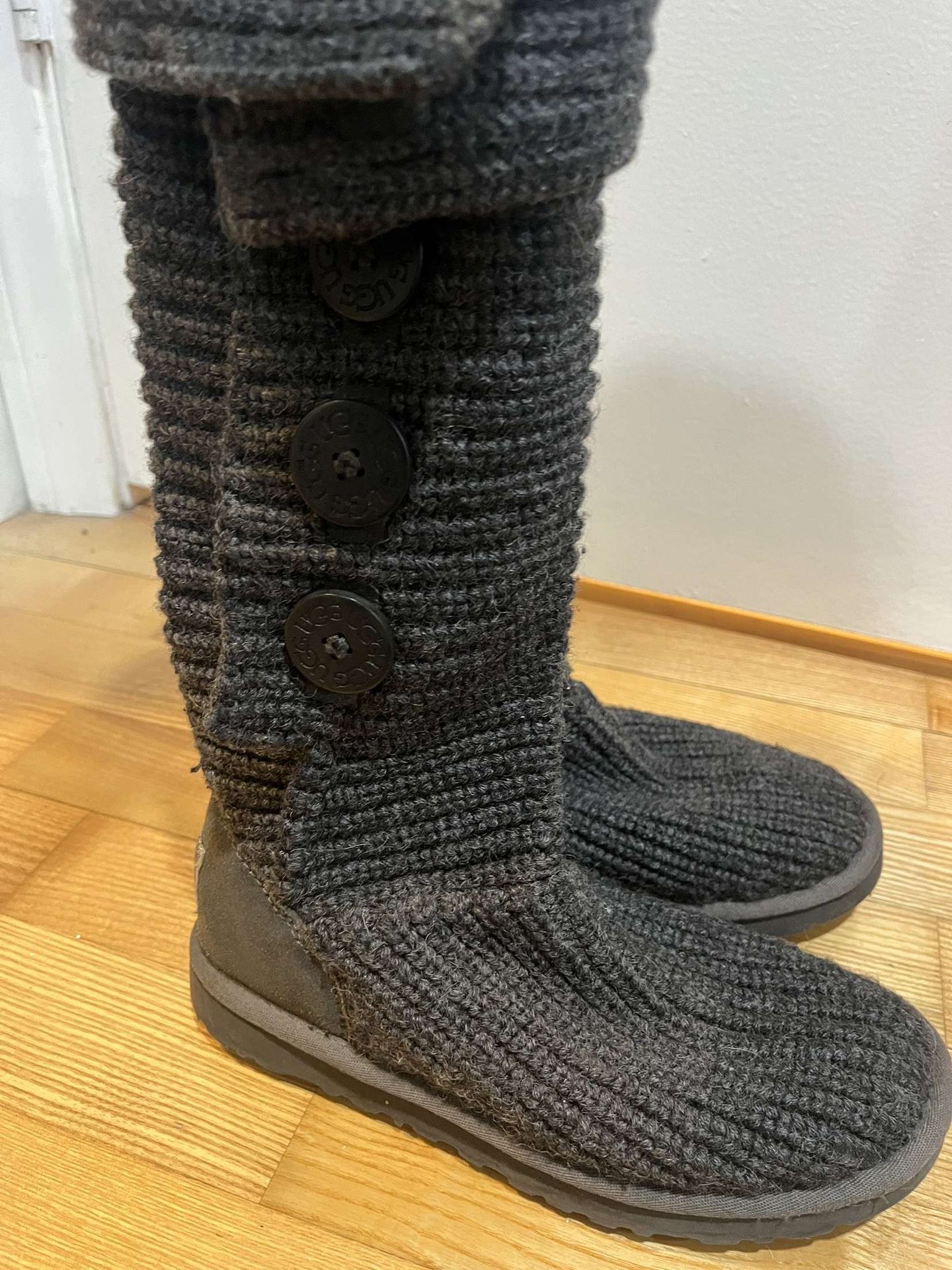 UGG Australia Classic boots #UGGboots #authentic