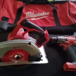 Milwaukee Hammer Drill/ Driver And Milwaukee Circular Saw With Tool Bag 