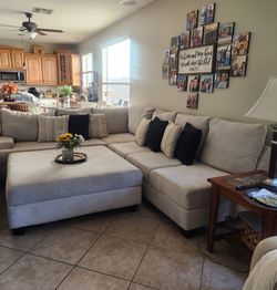 AWESOME Sectional FOR sale!!! Harper Foam Ii Modular Microfiber 4 Piece Sectional With WITH Ottaman