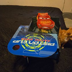 Toddler desk with storagedrawer and cup holder (comes with cup)