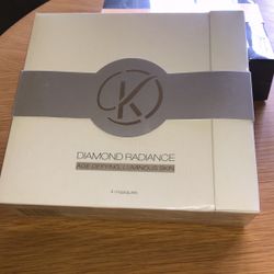 Knesko Diamond Radiance face Mask 4 Masques