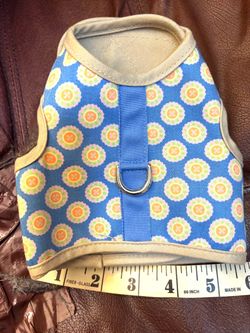 XSmalll dog harness. Hippi design