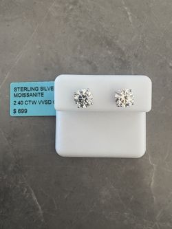 Sterling silver moissanite earrings with 2.40 ctw VVS color #moissanite #jewelry