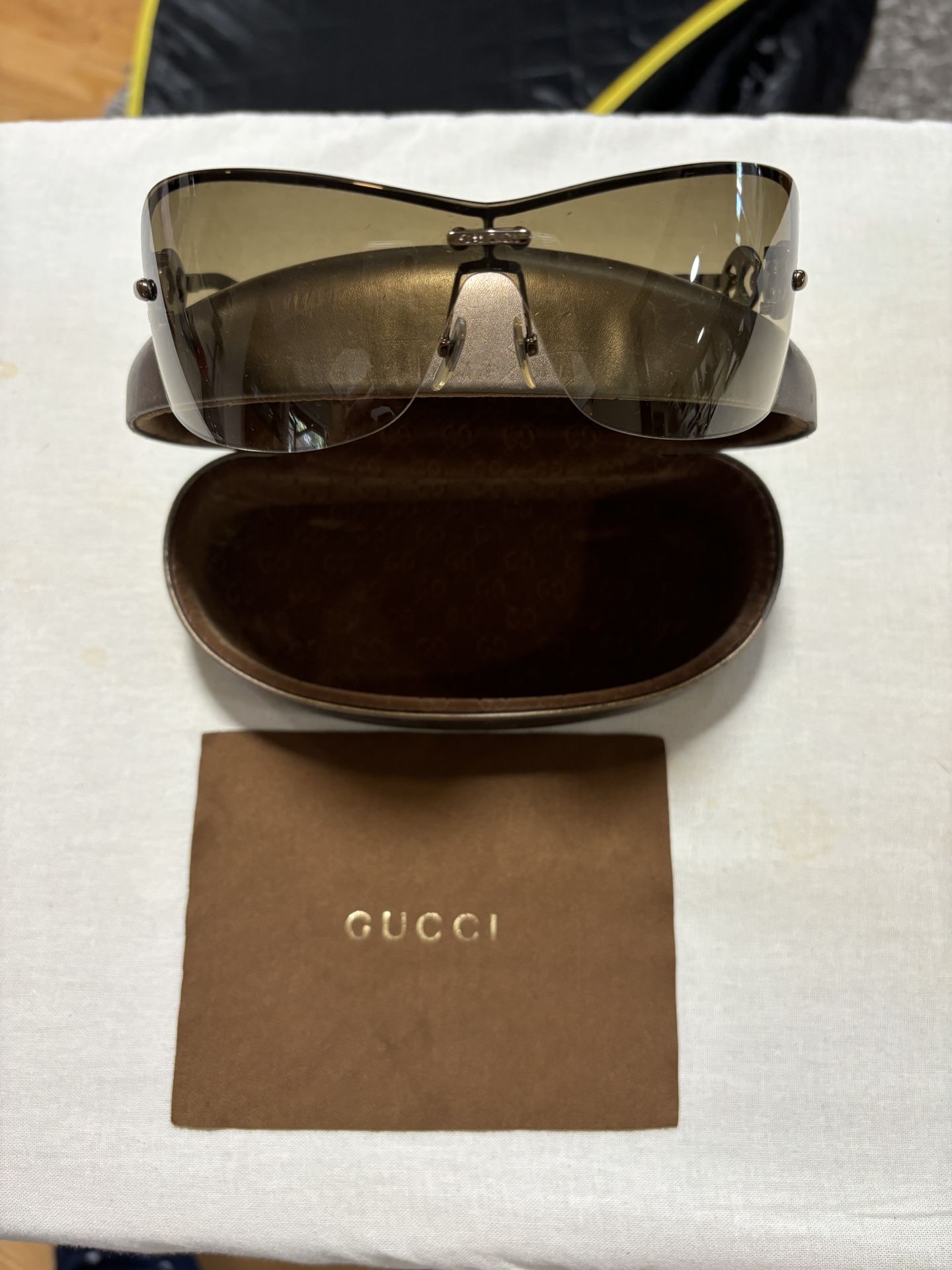 Gucci Sunglass