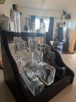 Whiskey decanter kit